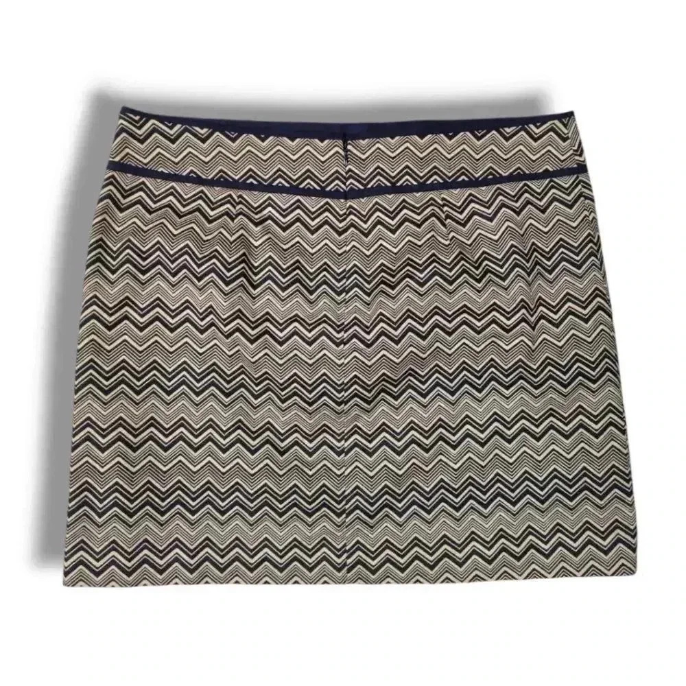 LOFT Black and Cream Chevron Mini Skirt with Contrast Trim